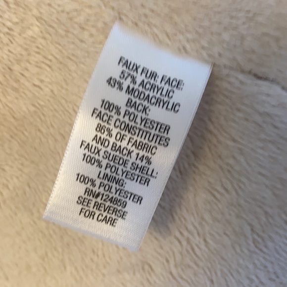 Simply Vera Wang Vest - Picture 10 of 10